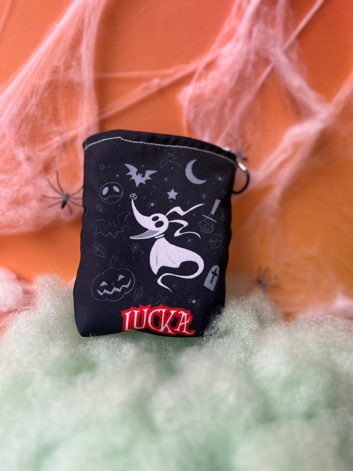 Treat bag "treat or nightmares"
